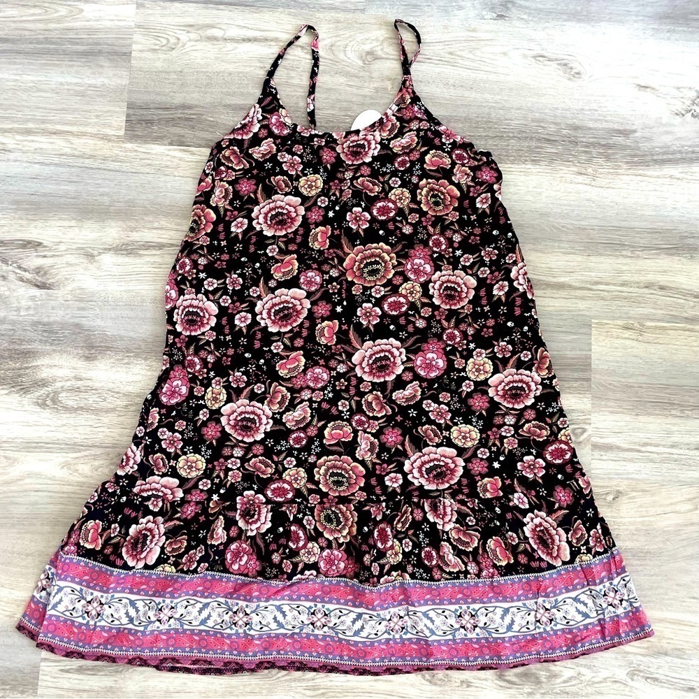 Qearal Black and Pink Floral Mini Dress Size M